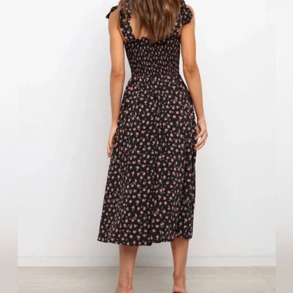 Violette Floral Cut Out Maxi Dress - Picture 3 of 6